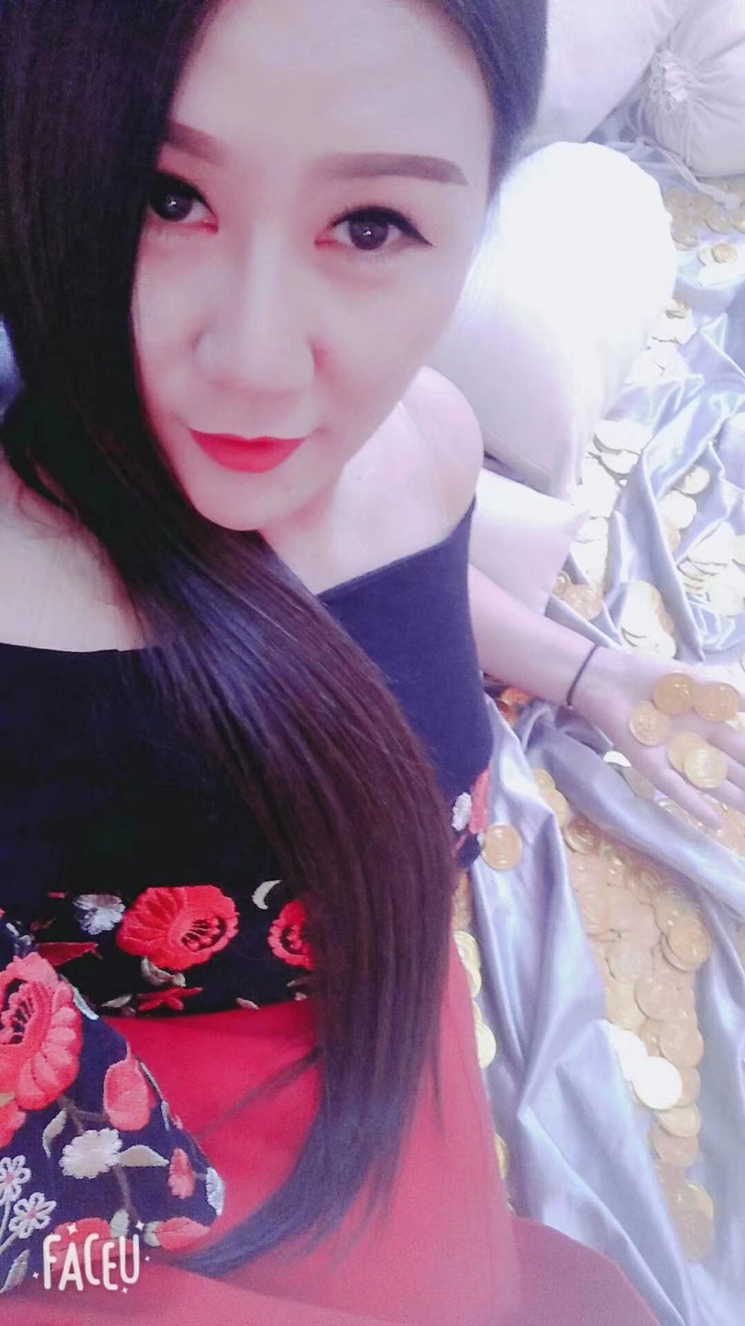 七里河长腿颜值女